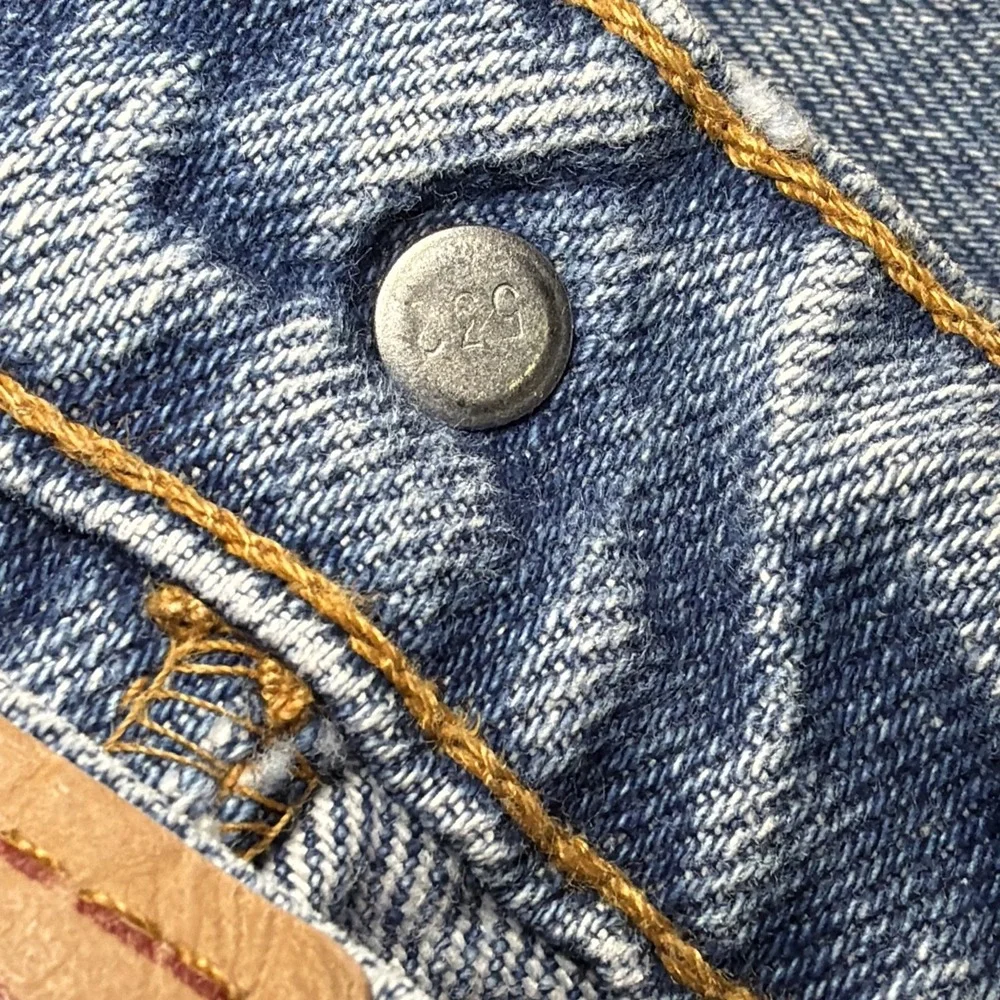 Vtg 90s Levi's 560‎ Loose Fit Tapered Leg Jeans Men 38x30 Blue Made in USA